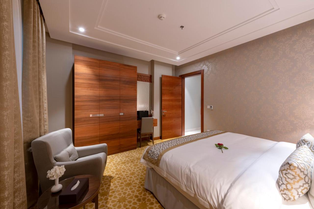 Taj Jeddah Hotel Apartment Екстер'єр фото
