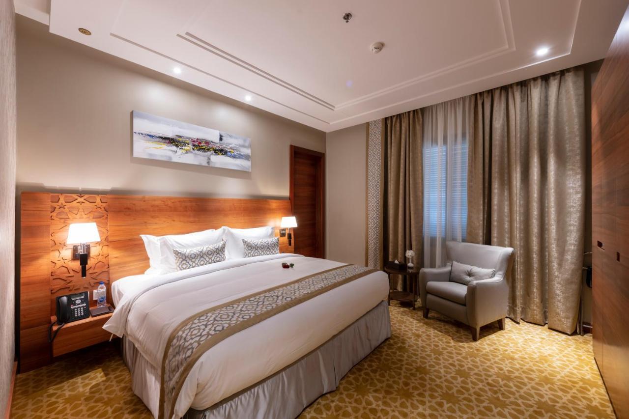 Taj Jeddah Hotel Apartment Екстер'єр фото