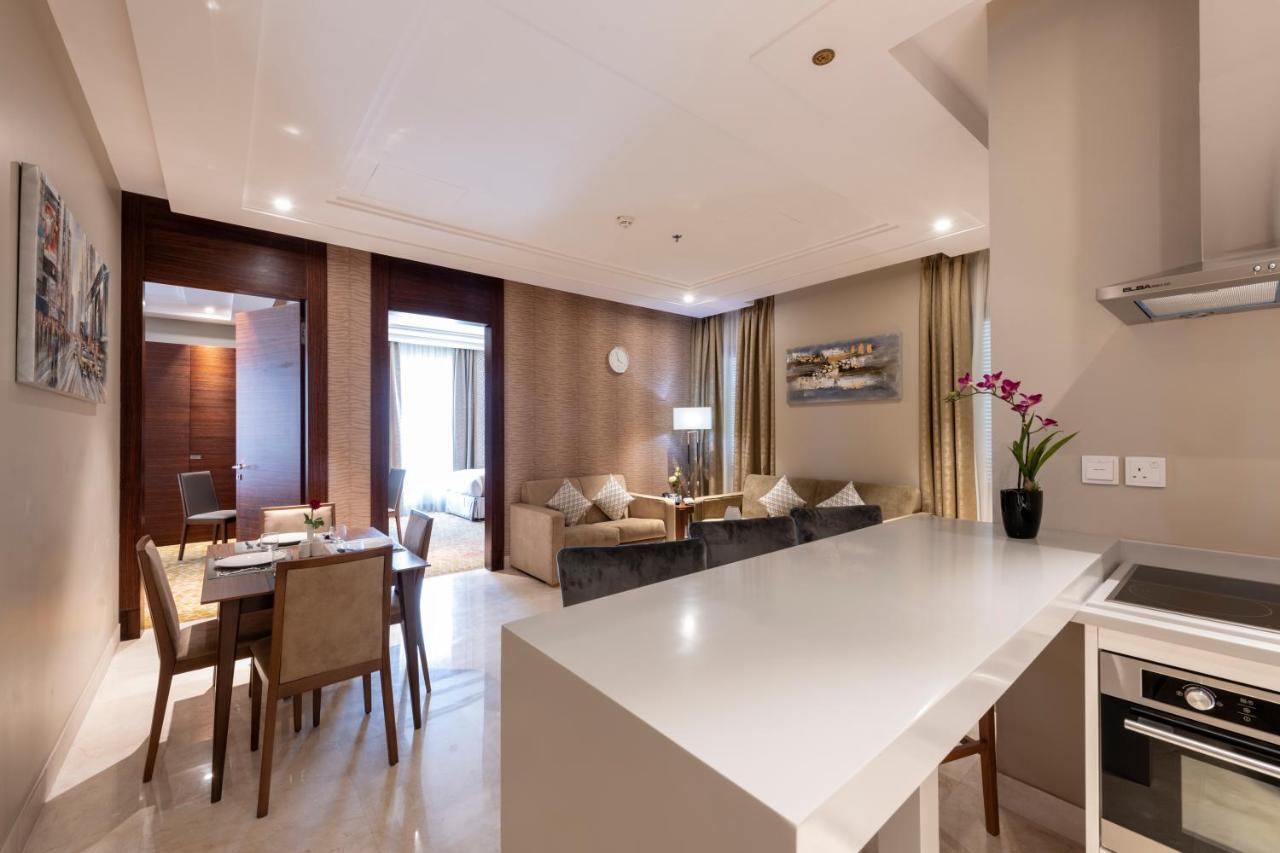 Taj Jeddah Hotel Apartment Екстер'єр фото