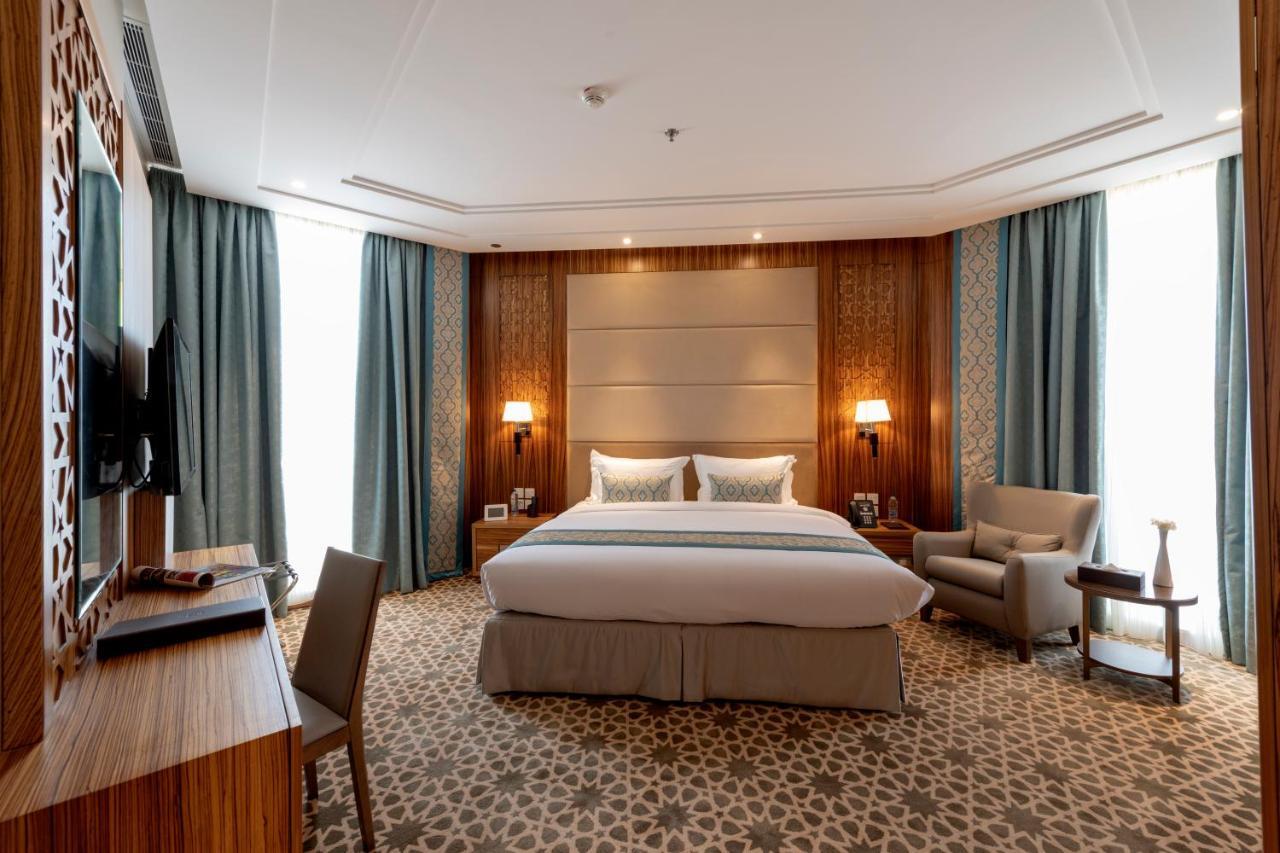 Taj Jeddah Hotel Apartment Екстер'єр фото