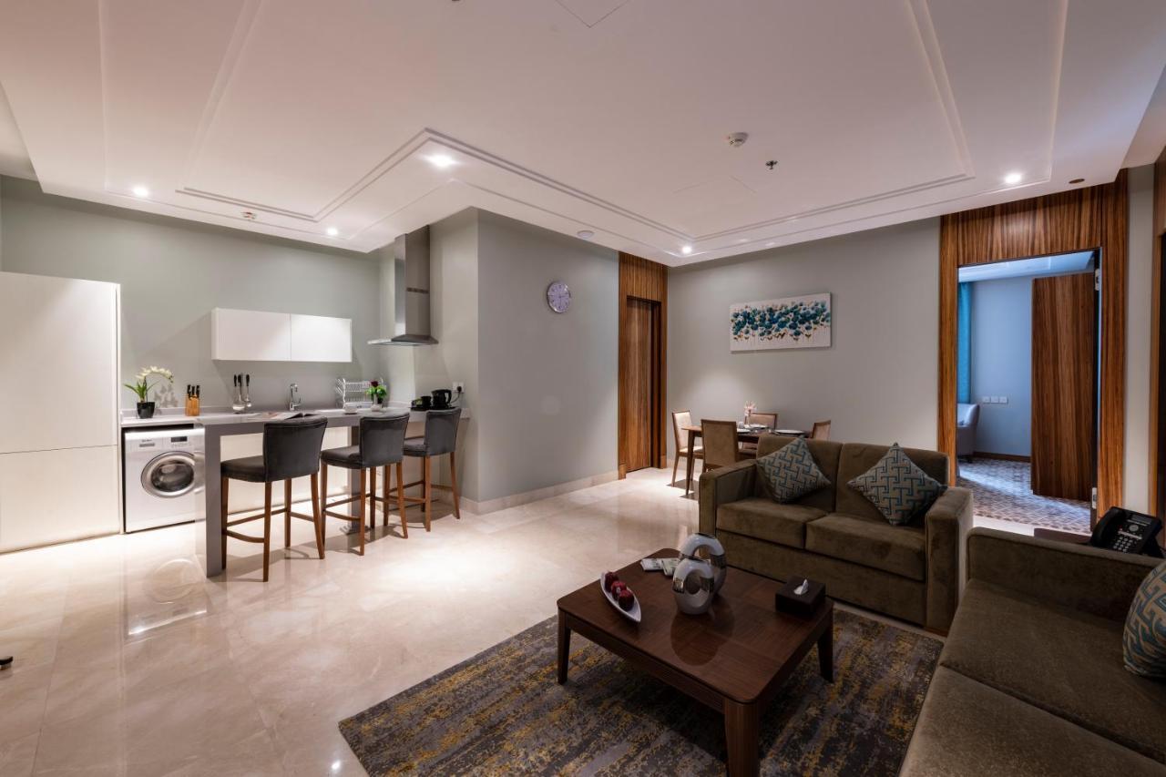 Taj Jeddah Hotel Apartment Екстер'єр фото