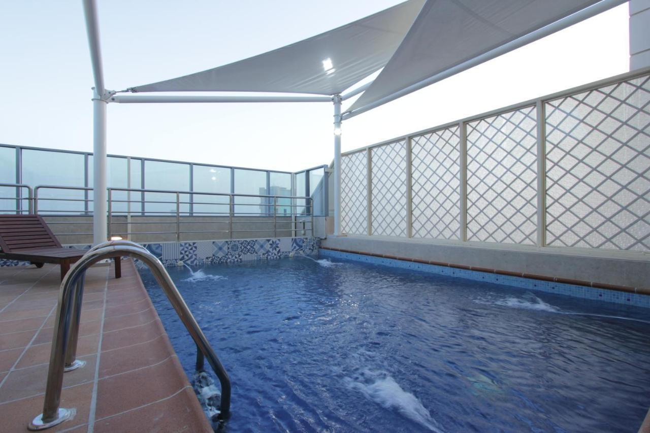 Taj Jeddah Hotel Apartment Екстер'єр фото