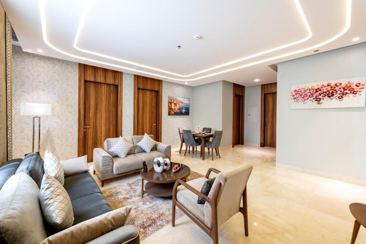 Taj Jeddah Hotel Apartment Екстер'єр фото